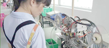 11年專注于鋰電池和配套產(chǎn)品的研發(fā)、生產(chǎn)、銷售